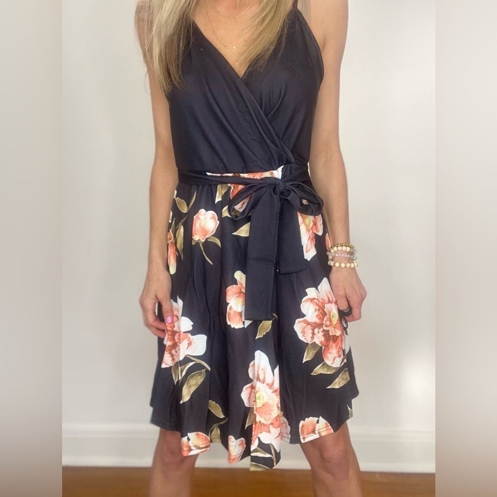 Chic Black Floral Midi Dress